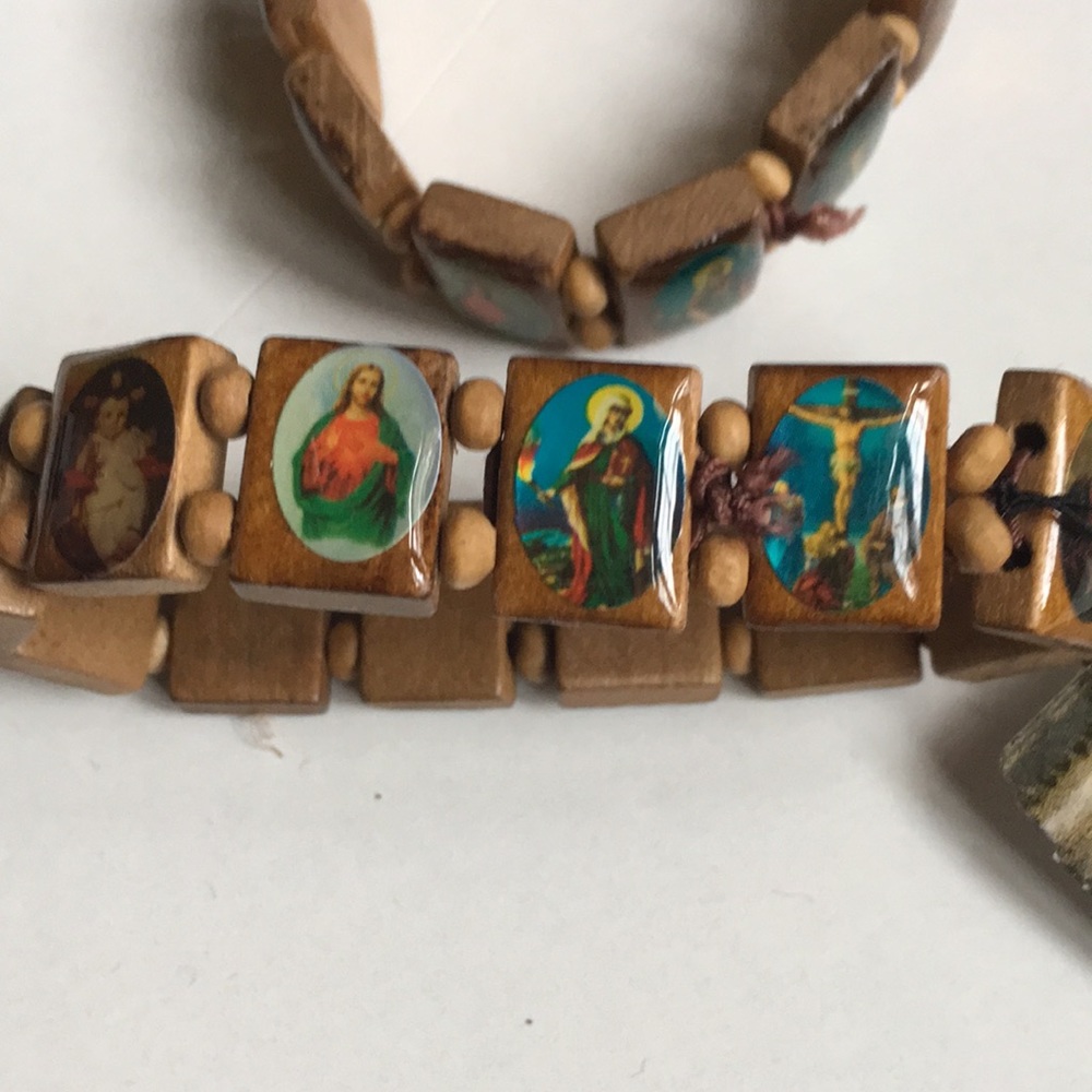 NWT Set of two religious bracelets - Picture 2 of 3